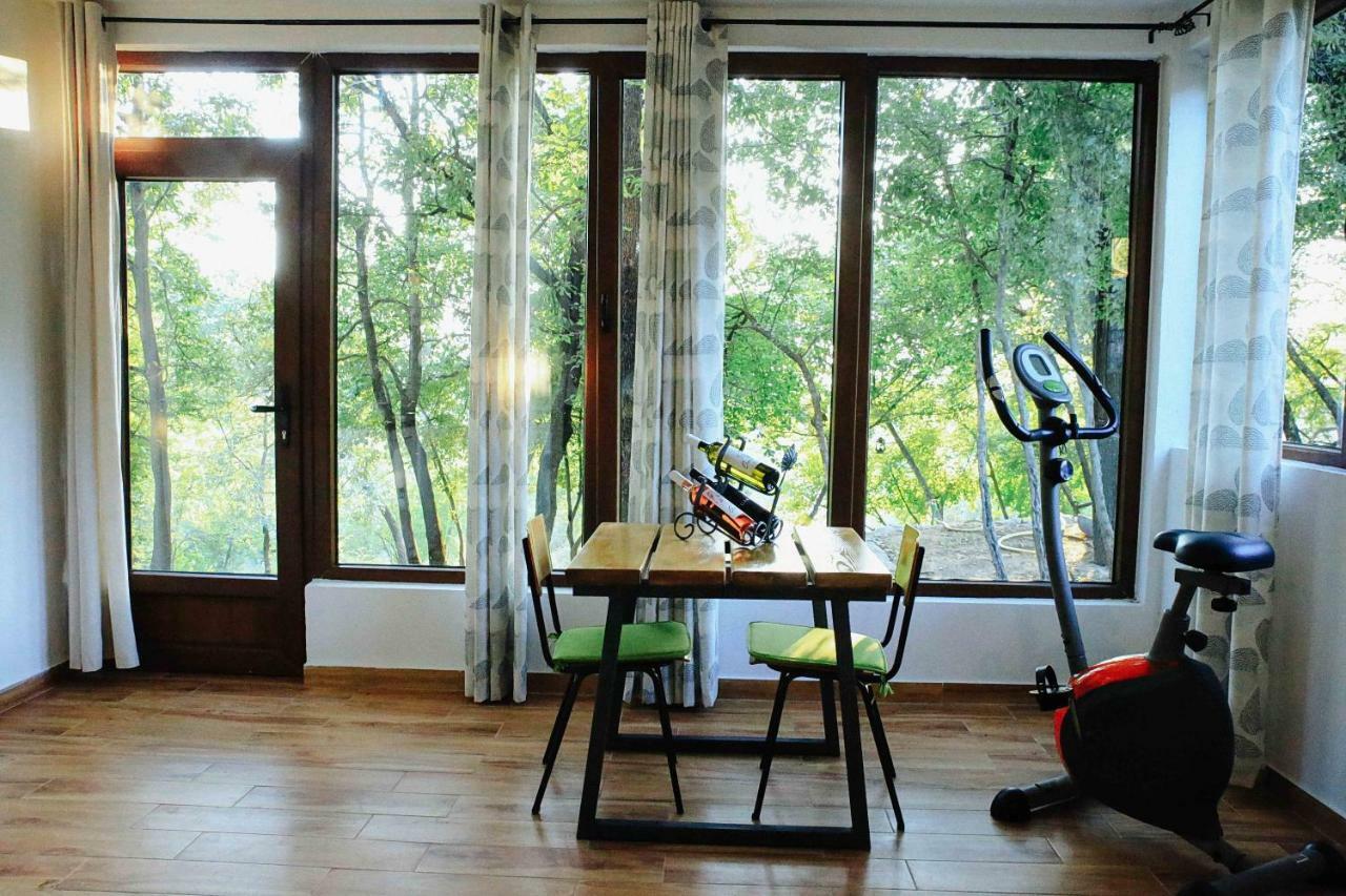 Bed and Breakfast Donkey Farm Martinici - Farma Magaraca Martinici Даниловград Экстерьер фото